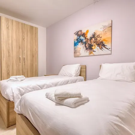 New! Spacious 4-bedroom Duplex By Sf Homes Appartement *