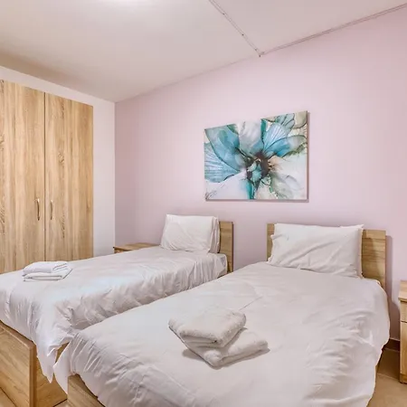 Apartament New! Spacious 4-bedroom Duplex By Sf Homes Msida