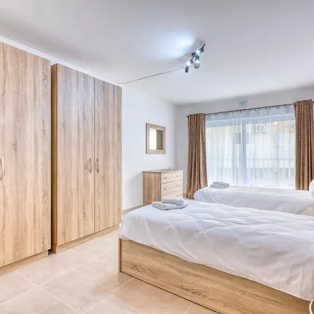 Appartement New! Spacious 4-bedroom Duplex By Sf Homes *