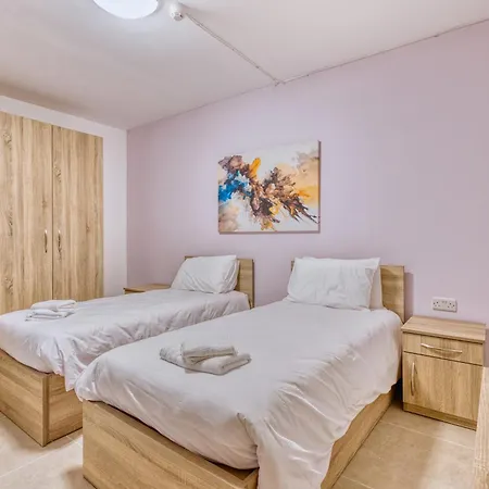 New! Spacious 4-bedroom Duplex By Sf Homes *