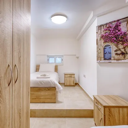 New! Spacious 4-bedroom Duplex By Sf Homes Daire *