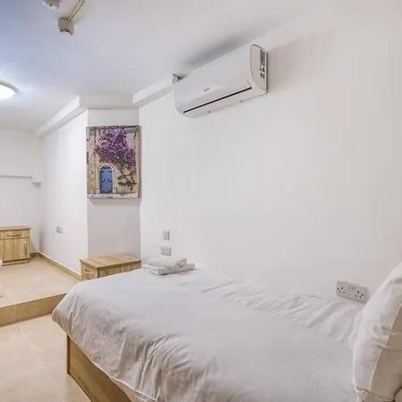 New! Spacious 4-bedroom Duplex By Sf Homes *