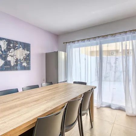 New! Spacious 4-bedroom Duplex By Sf Homes Daire Msida