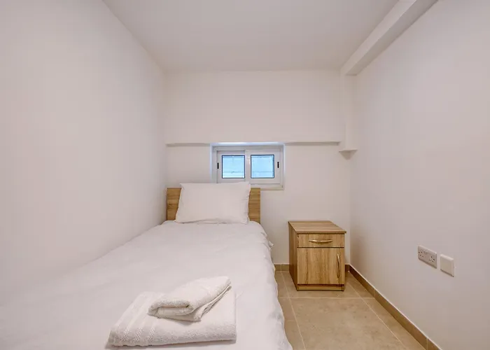 New! Spacious 4-bedroom Duplex By Sf Homes アパート