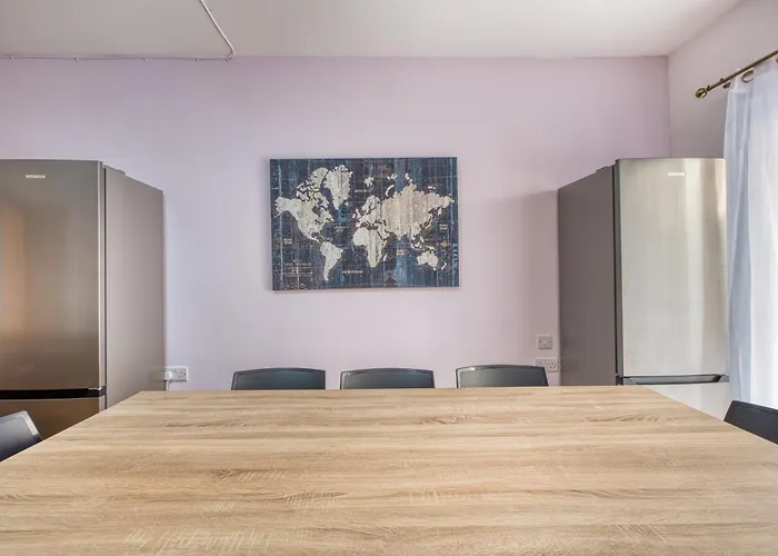 New! Spacious 4-bedroom Duplex By Sf Homes アパート